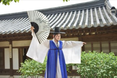 Hanbok e Gyeongbokgung: il tuo viaggio perfetto inizia qui oggi