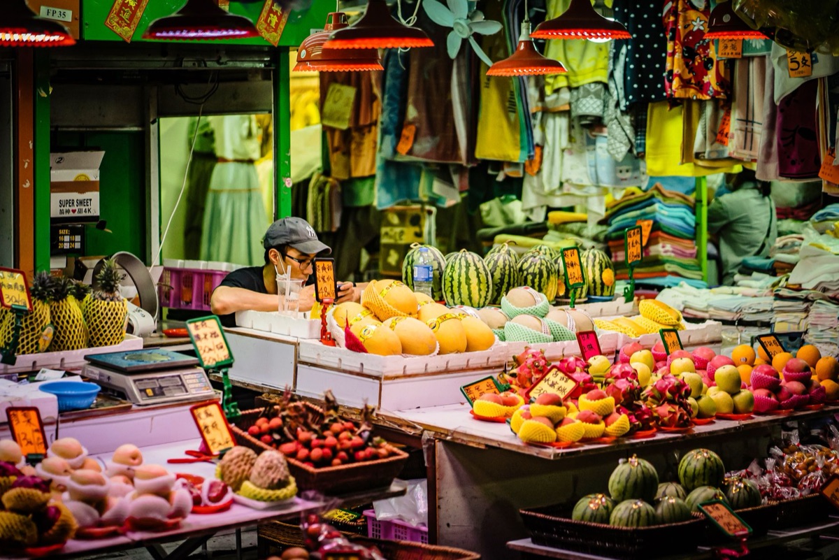 Seongsu-dong traditional market stall
