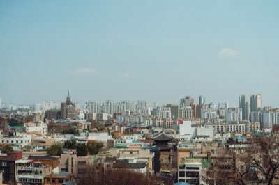 Seúl nocturna: 8 barrios para vivir la vibrante capital coreana