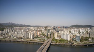 ソウルテックの広大なキャンパス巡り：韓国近代化の歩みを辿る