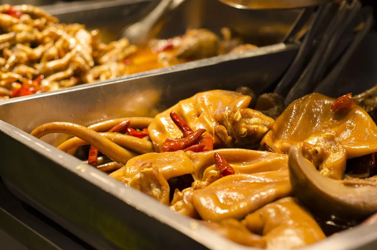 chengdu, food, sichuan, china, yummy, pork, dining, meat, local, spicy, brown meat